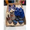 Image 1 : Assorted toddler shoes, etc.