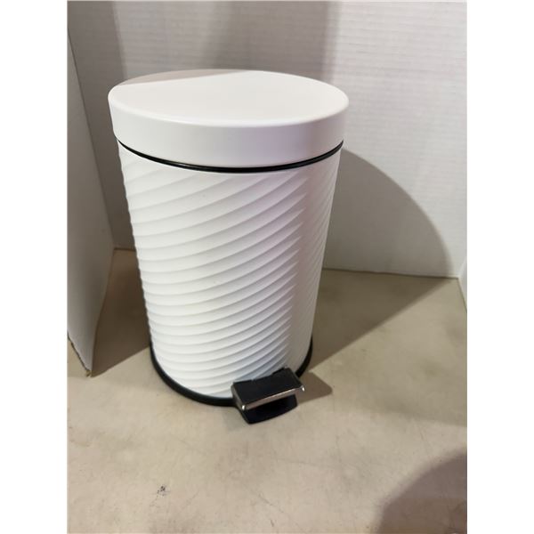 Waste basket