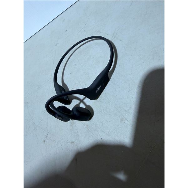 SHOKZ openrun  pro 2 bone conduction headphones
