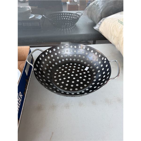 Grilling basket