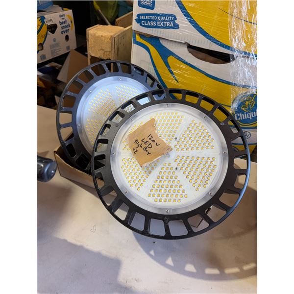 120 V LED high bay lights