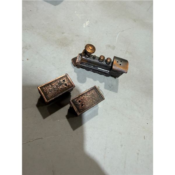 Salt and pepper shakers