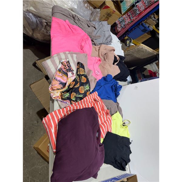 Clothing small/medium