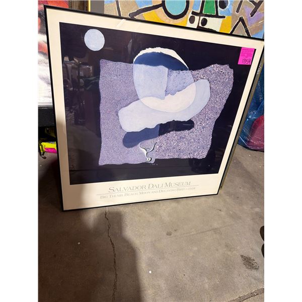 Salvador Dolly museum, big thumb beach moon decaying bird 1928, 26 x 25