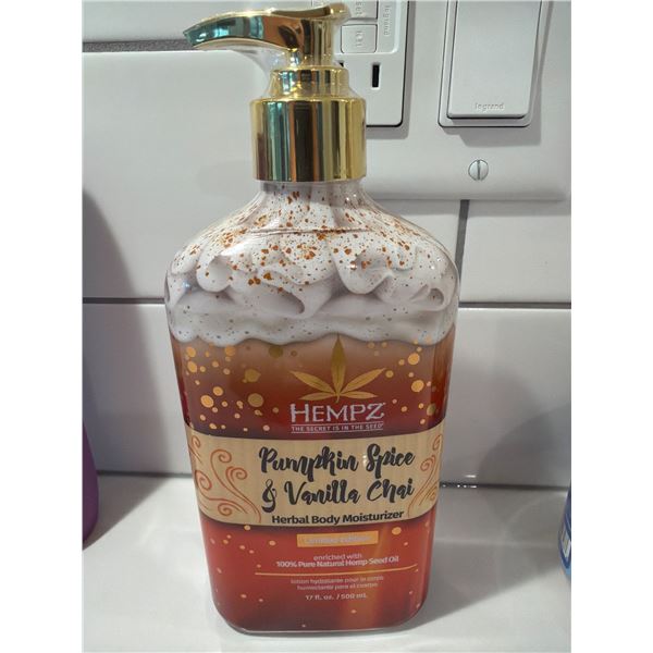 HEMPZ pumpkin slice and vanilla chai, herbal body moisturizer