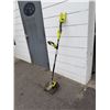 Image 1 : Ryobi weedeater no battery