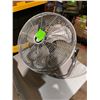 Image 1 : fan