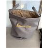 Image 1 : Laundry basket