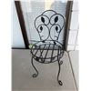 Image 1 : Plant stand