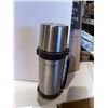 Image 1 : Thermos