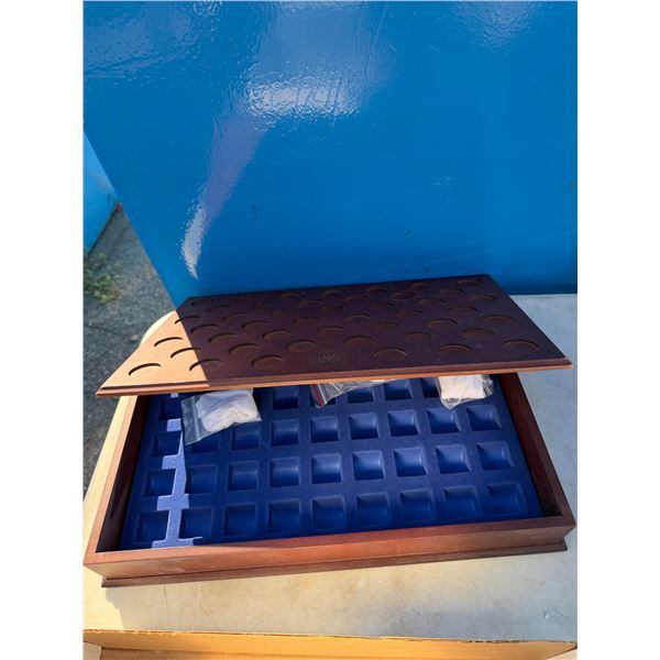 Storage box