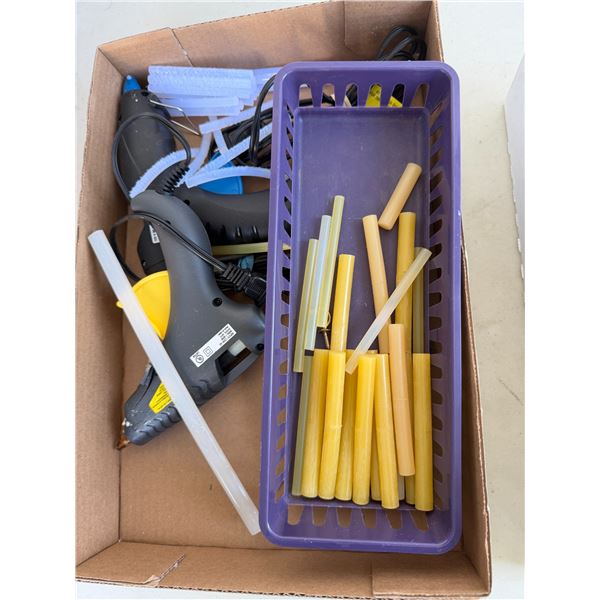 Glue guns