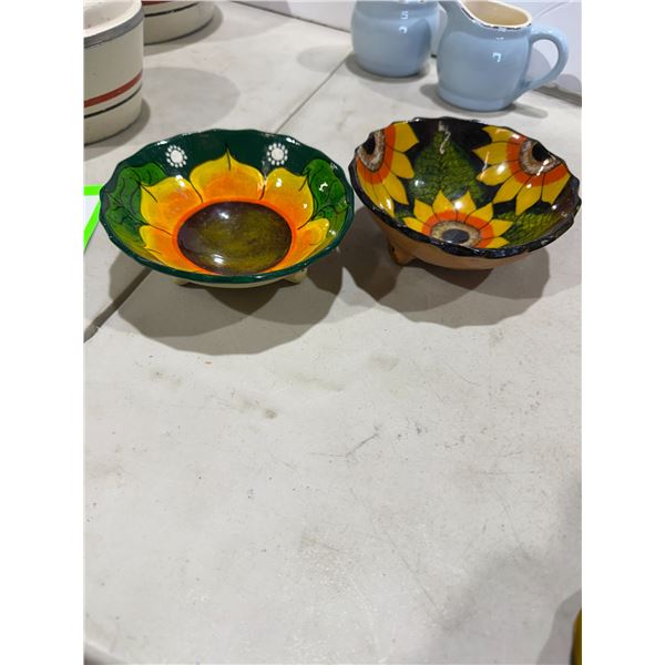 Sunflower dishes