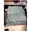 Image 1 : Soft, fuzzy blanket