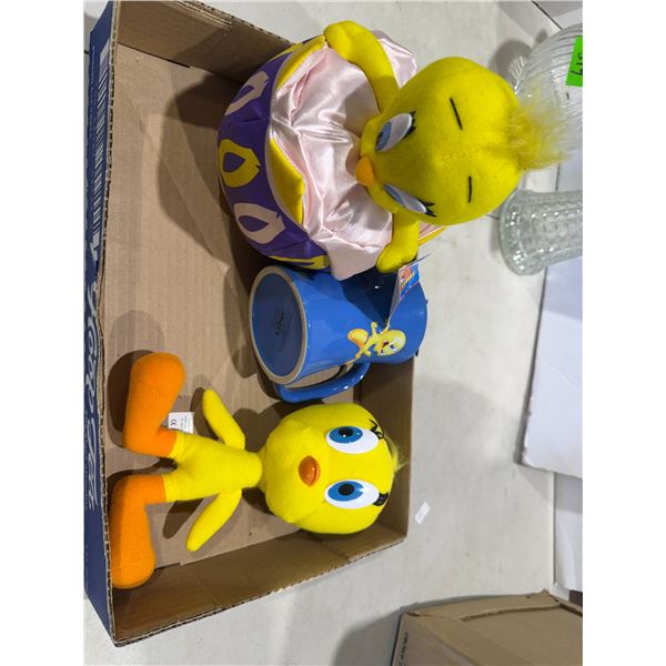 Tweety bird collectibles