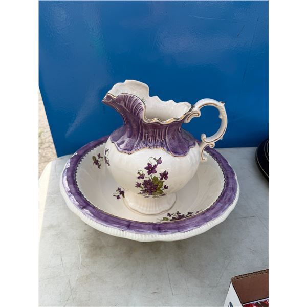 Pitcher and basin