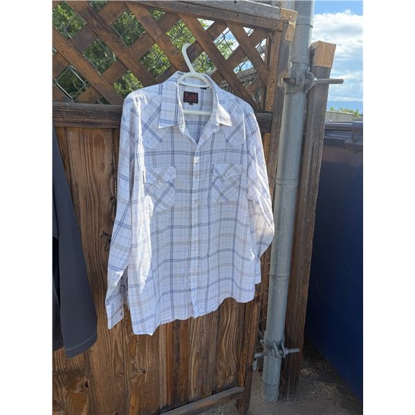 Western wear shirt size XL