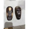 Image 1 : Carvings