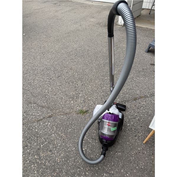 Bissell vacuum