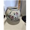 Image 1 : Pottery vase signed
