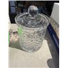 Image 1 : Lidded crystal jar