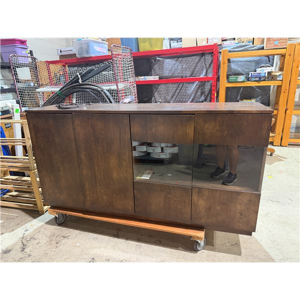 Cabinet lights up 70" x 18 1/4" x 36" tall