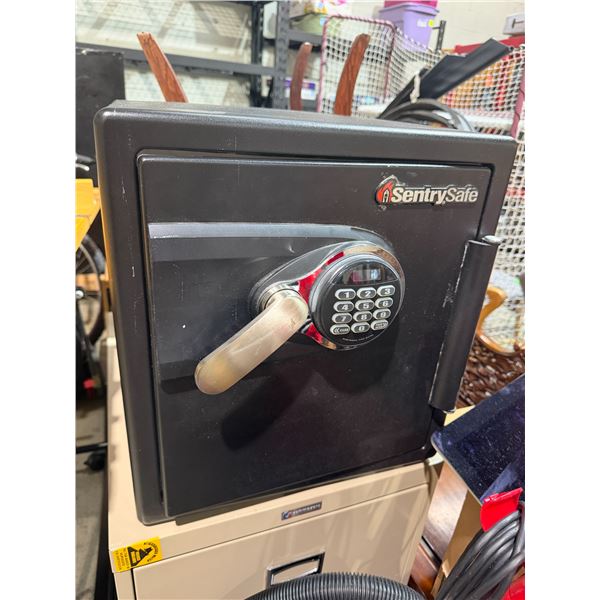 SENTRY  safe