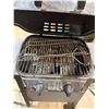 Image 2 : REVOACE propane barbecue with tank
