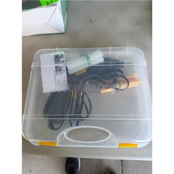 Hot glue gun