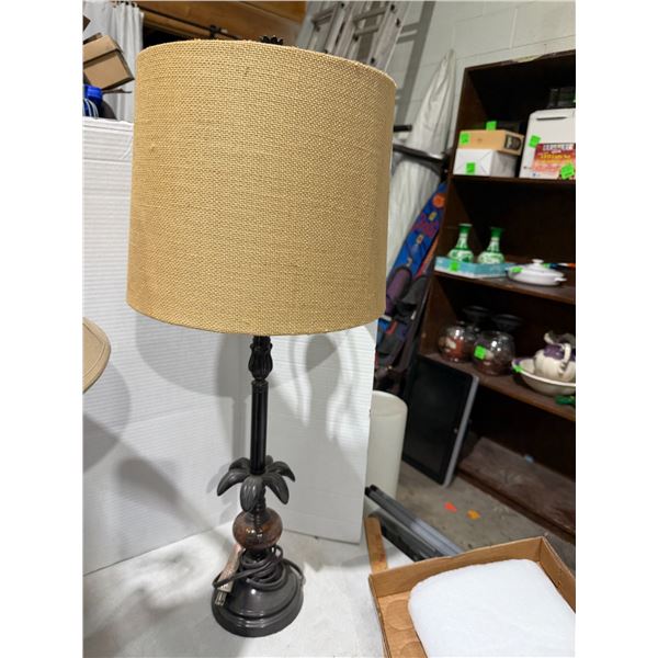 Table lamp