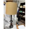 Image 1 : Table lamp