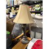 Image 1 : Table lamp
