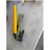 Image 1 : Strap tightener binding tool