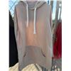 Image 1 : Hoodie size not shown