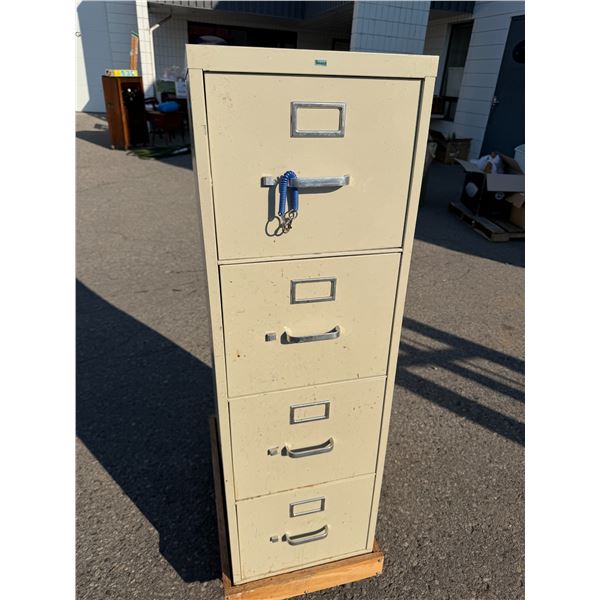 Filing cabinet no key 15" x 25" x 47 1/2" tall