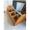 Image 1 : Wood toolbox