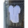 Image 1 : T-shirt size large