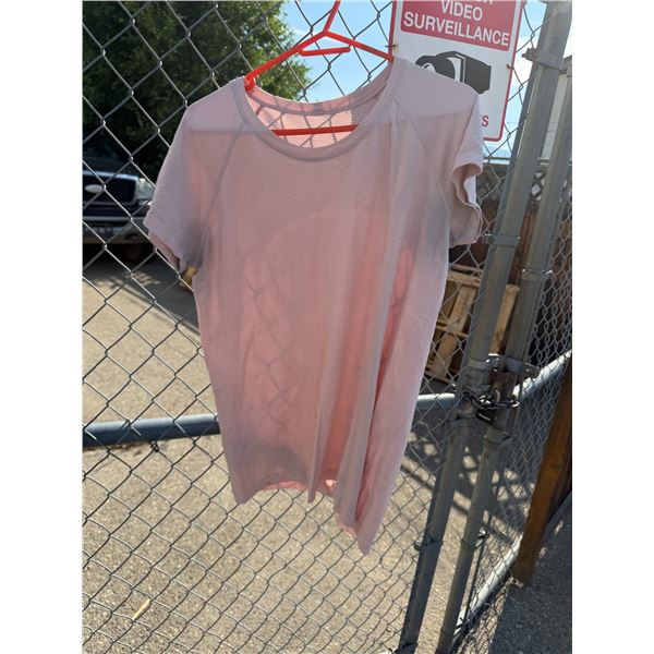 Lulu shirt size not showing
