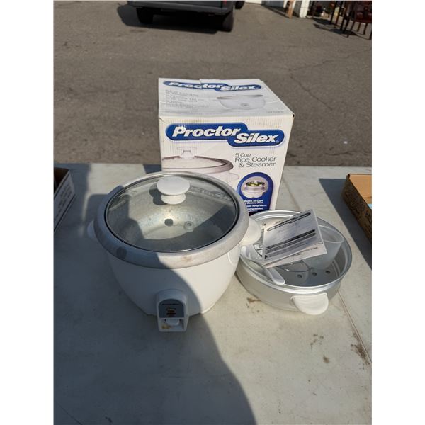 Rice cooker and steamer