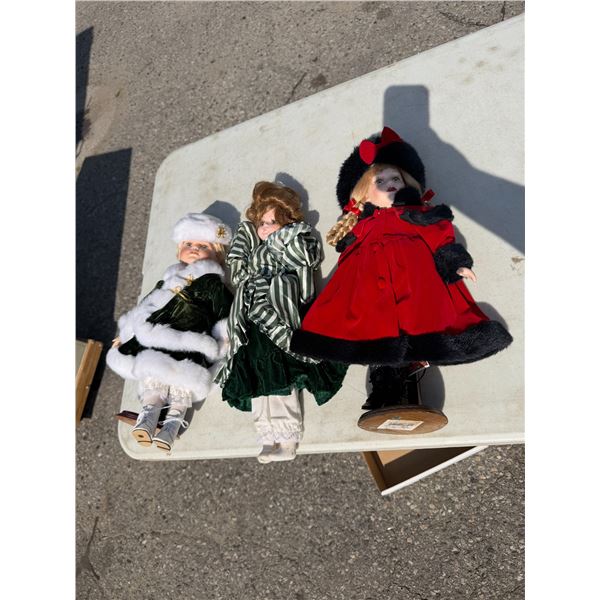 Porcelain dolls