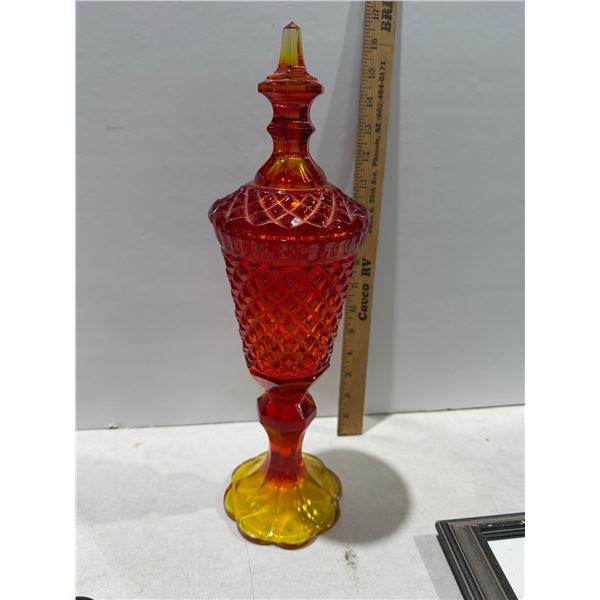 intage L.E. Smith or Indiana Glass amberina diamond point lidded apothecary jar.
