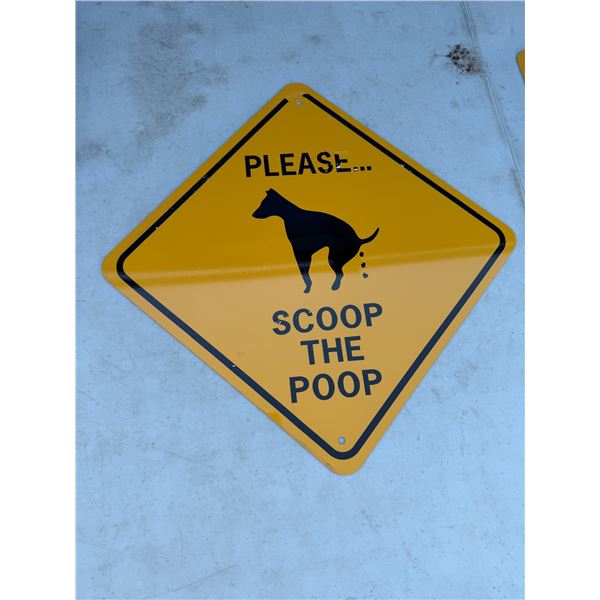Please scoop the poop sign