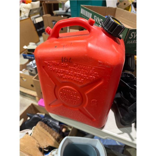 Fuel container
