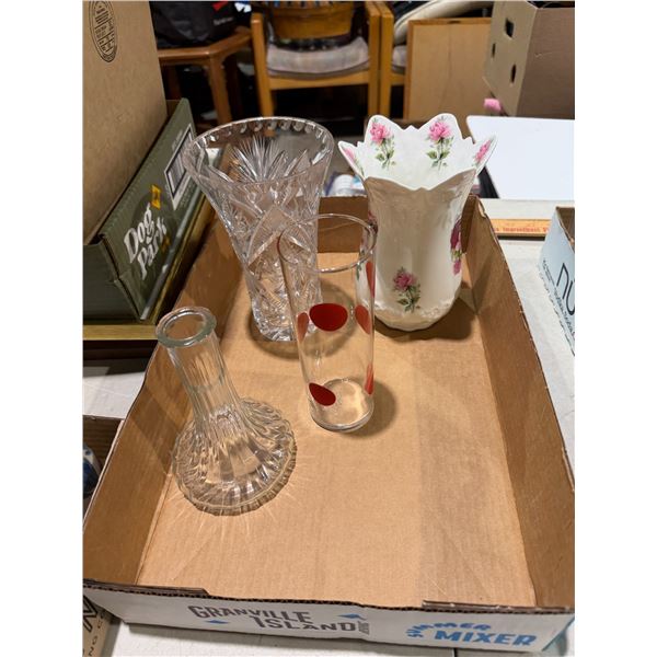 Royal Castle, crystal and other vases