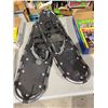 Image 1 : Snow shoes