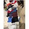 Image 1 : Assorted clothing size small/medium