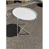 Image 1 : Patio table