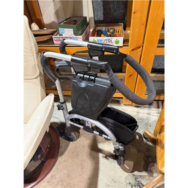 Folding walker