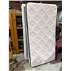 Image 1 : Single mattress and boxspring