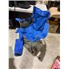Image 1 : OZARK Trail folding chair